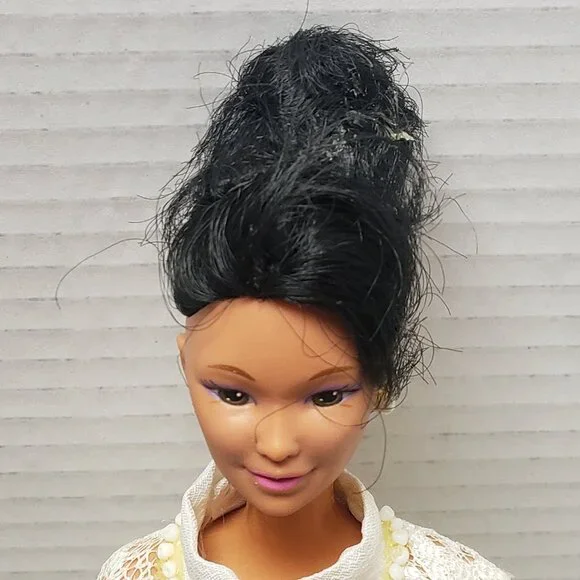 Bride Doll - Picture 6 of 13